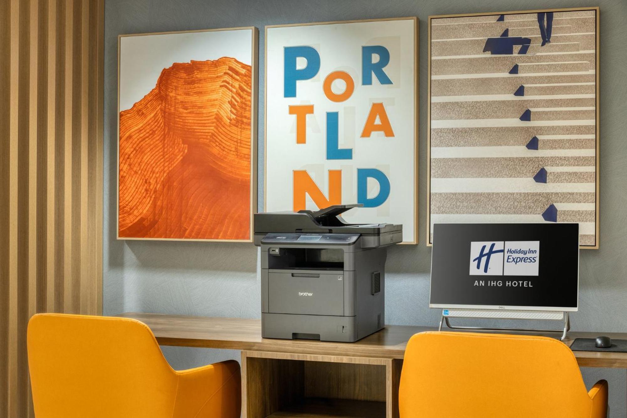 Holiday Inn Express Hotel & Suites Portland - Jantzen Beach By Ihg Exterior foto