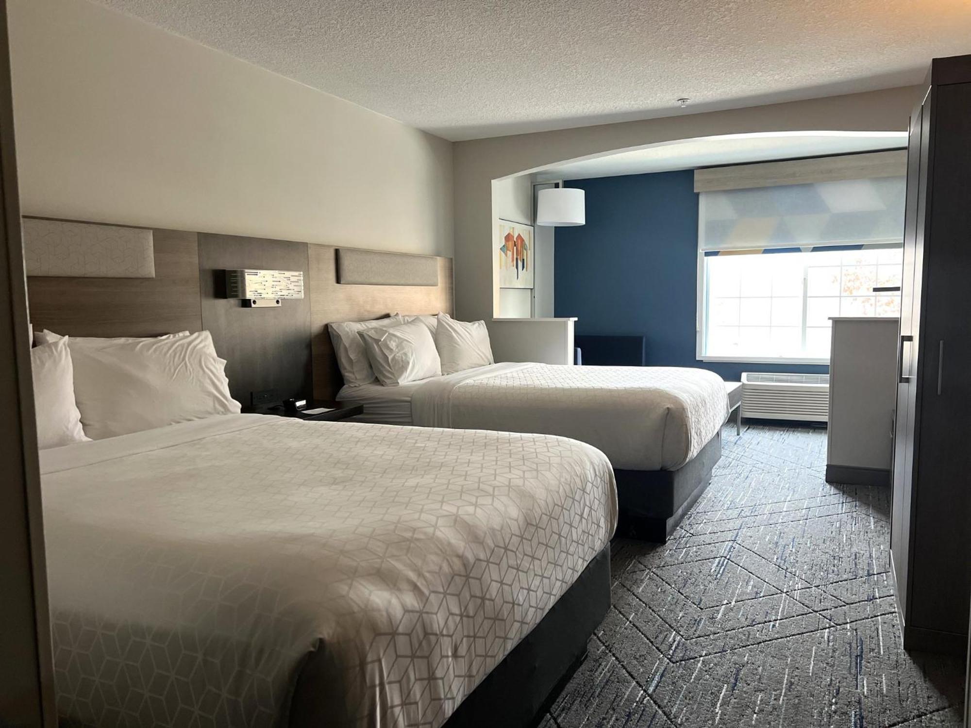 Holiday Inn Express Hotel & Suites Portland - Jantzen Beach By Ihg Exterior foto